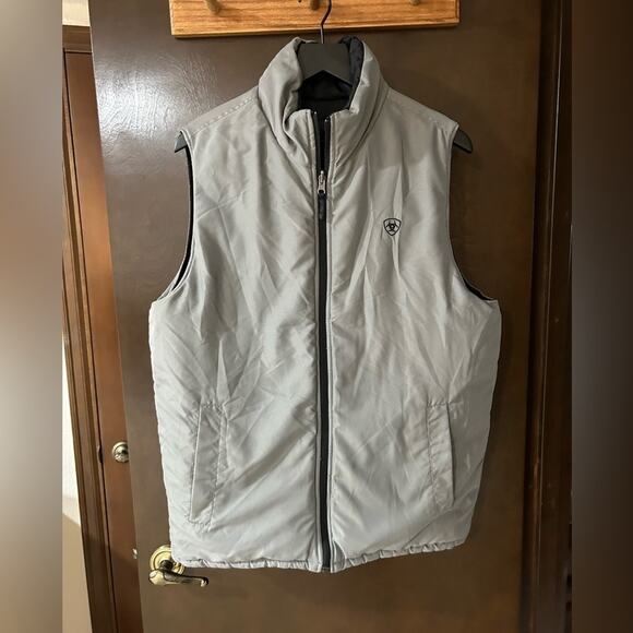 Ariat Puffer Reversible Vest Black / Light Gray Western Cowboy Chore Size Medium - Picture 1 of 6